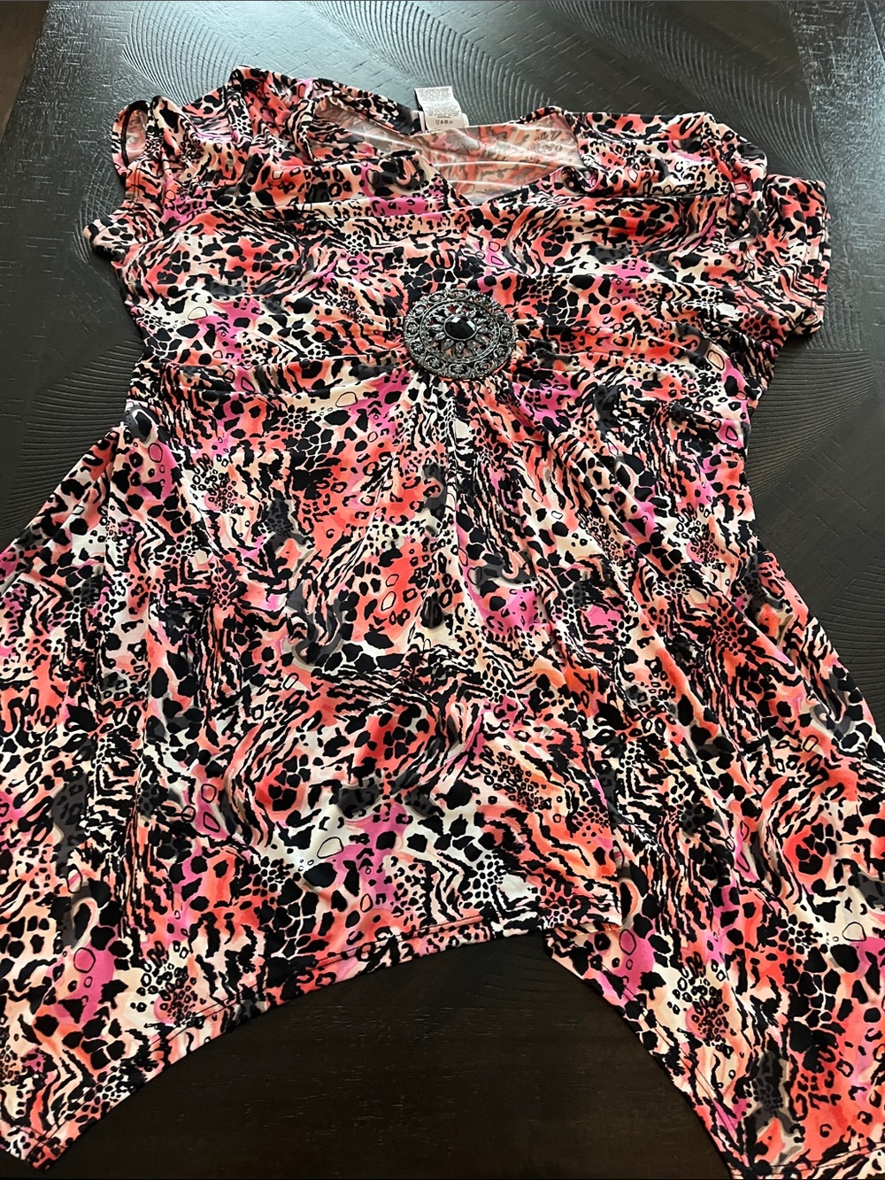 Printed Pink & Black Animal-Print Tunic with Decorative Medallion